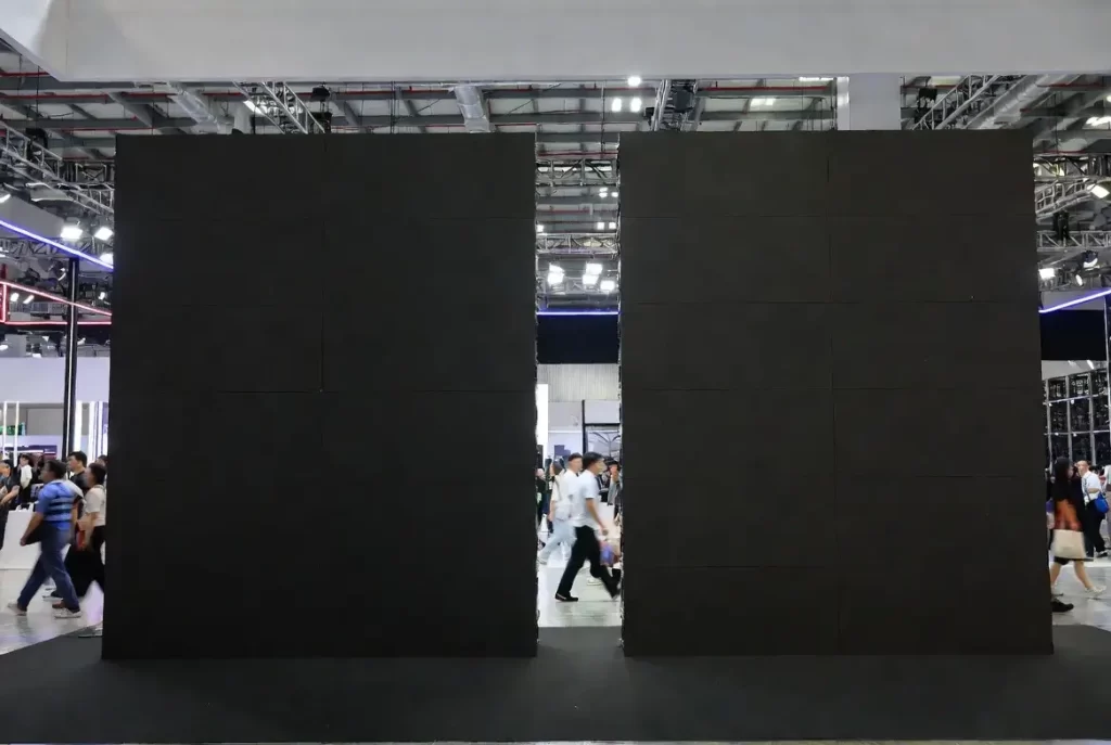 Micro COB vs MIP LED displays comparison at ISLE 2026 Shenzhen exhibition